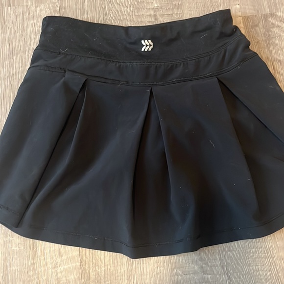 Girls All In Motion Stretch Performance Skort - Picture 4 of 9